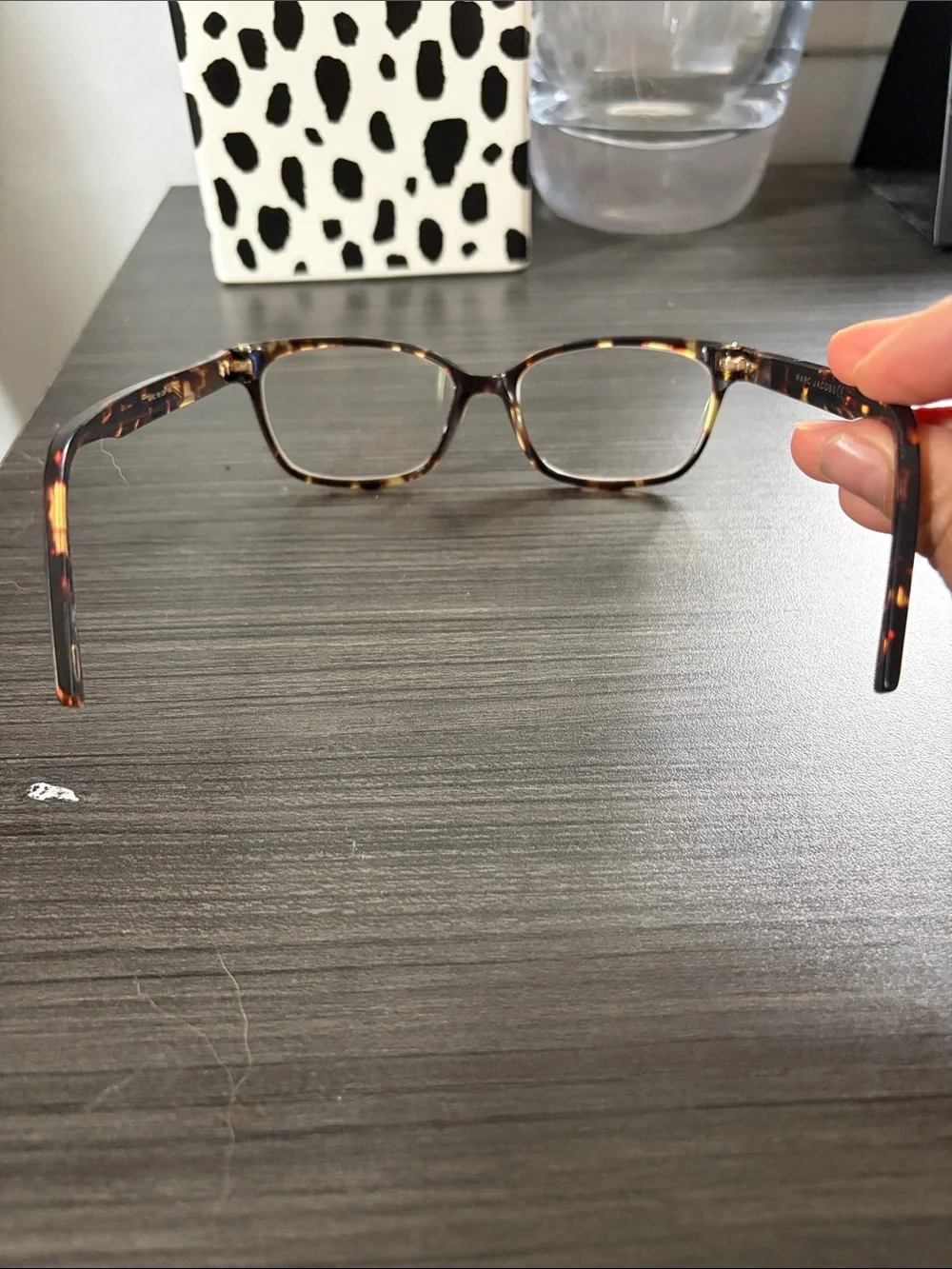 Marc Jacobs stylish square